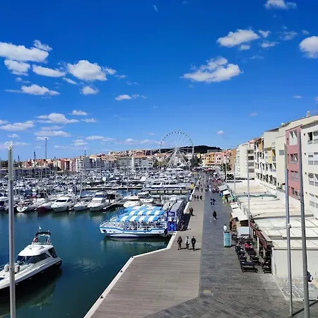 Centre Port *